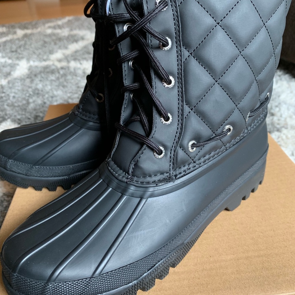 NWT size 8 Sperry duck boots! - Picture 2 of 8